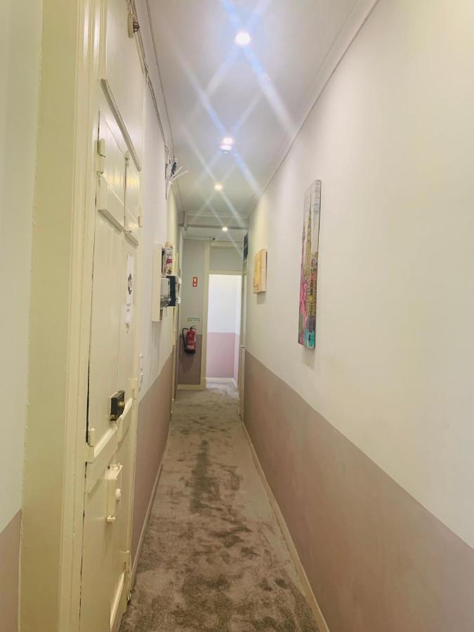 Sao Lazaro Bhuiyan Family Host Hotel Lisbon Luaran gambar