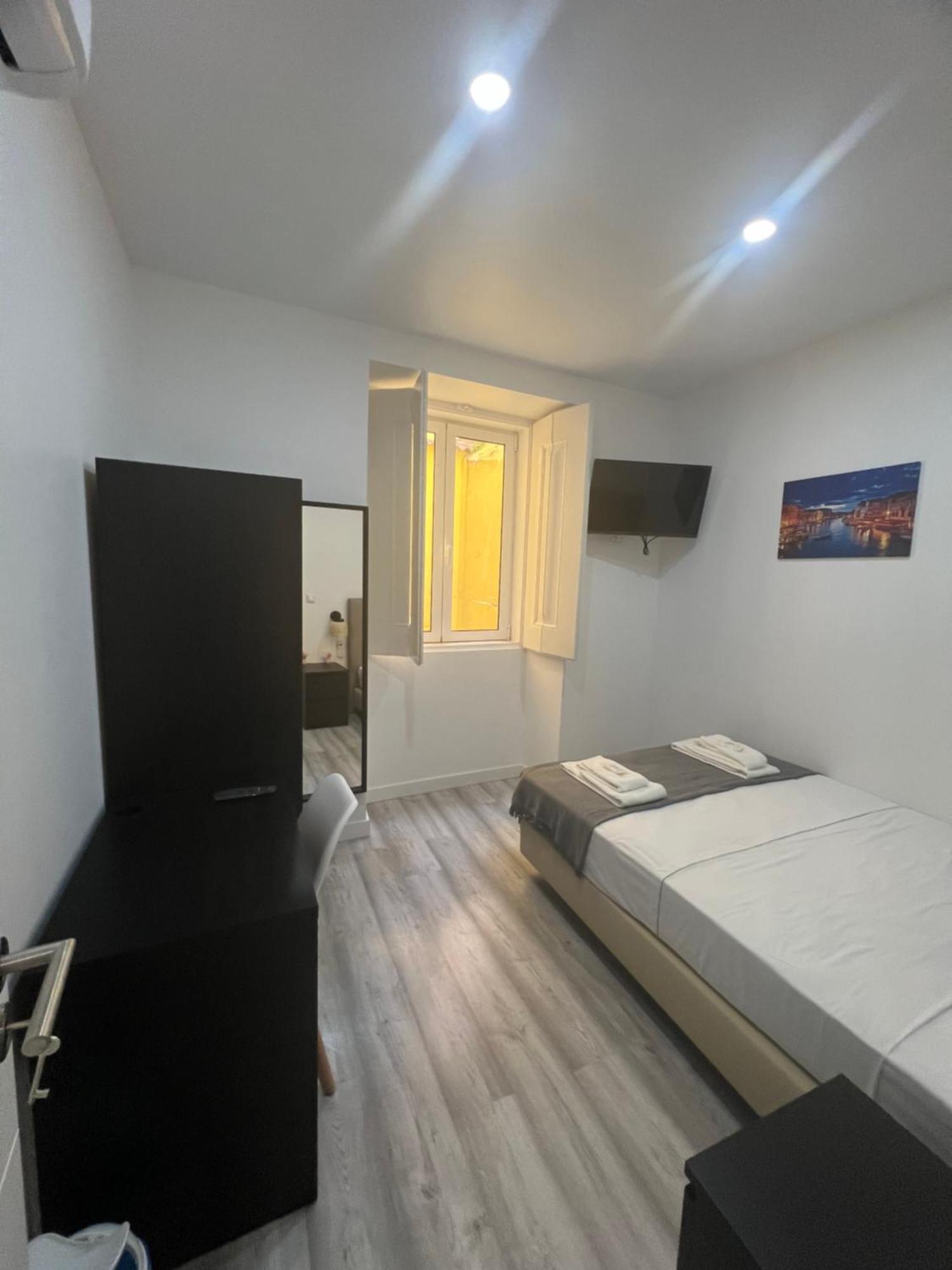 Sao Lazaro Bhuiyan Family Host Hotel Lisbon Luaran gambar