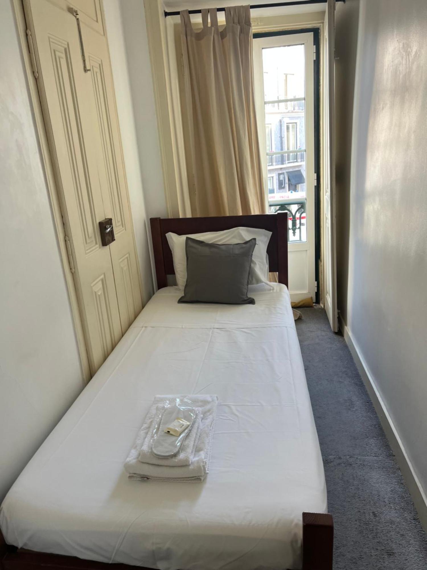 Sao Lazaro Bhuiyan Family Host Hotel Lisbon Luaran gambar