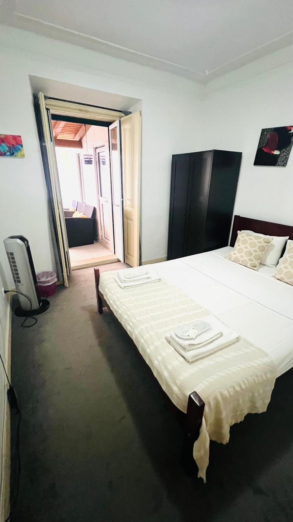 Sao Lazaro Bhuiyan Family Host Hotel Lisbon Luaran gambar