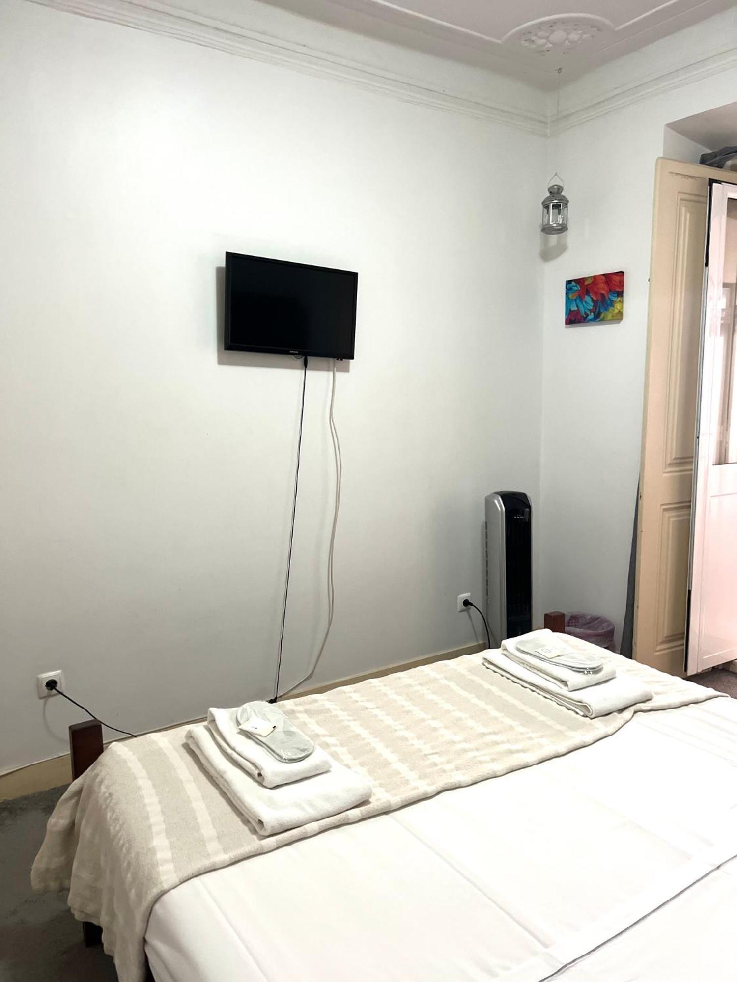 Sao Lazaro Bhuiyan Family Host Hotel Lisbon Luaran gambar