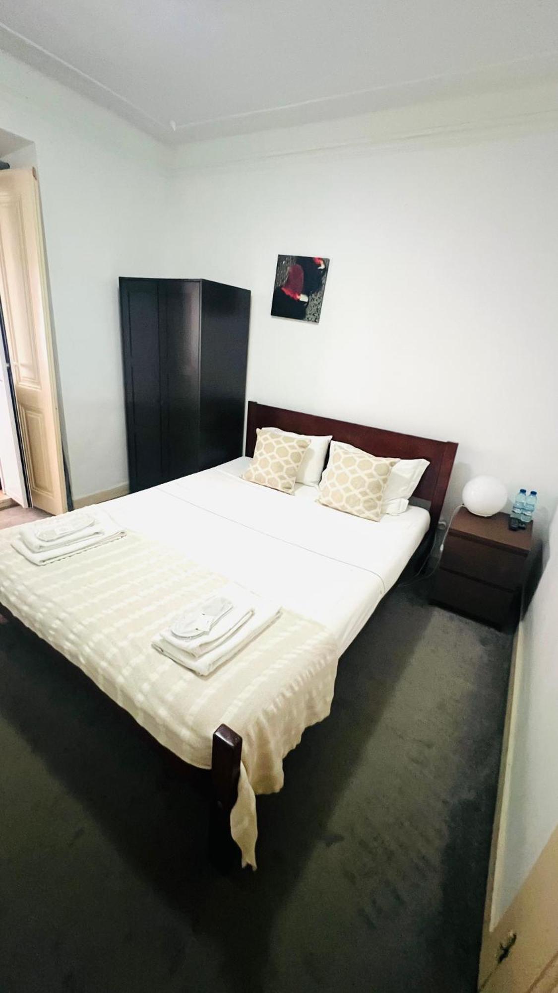Sao Lazaro Bhuiyan Family Host Hotel Lisbon Luaran gambar